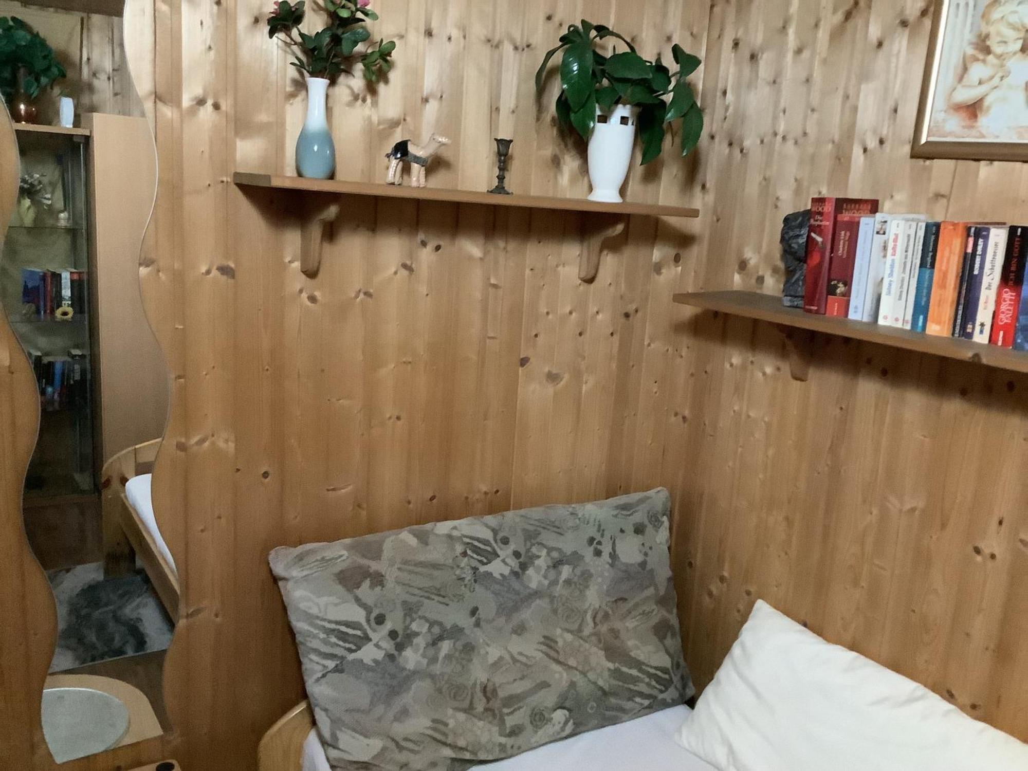 Schoenes Zimmer Im Seterant/Untergeschoss Essen Exterior foto
