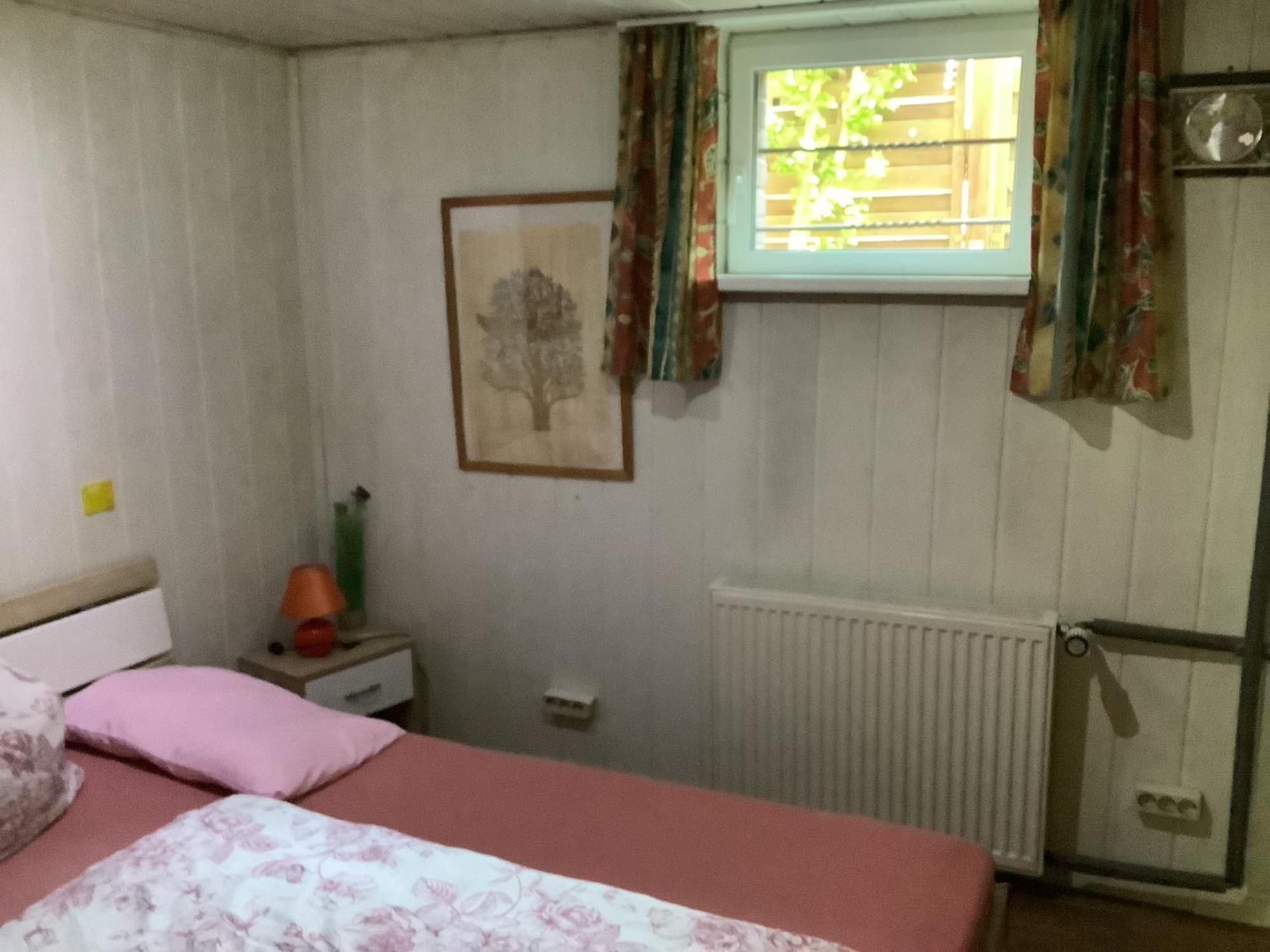 Schoenes Zimmer Im Seterant/Untergeschoss Essen Exterior foto